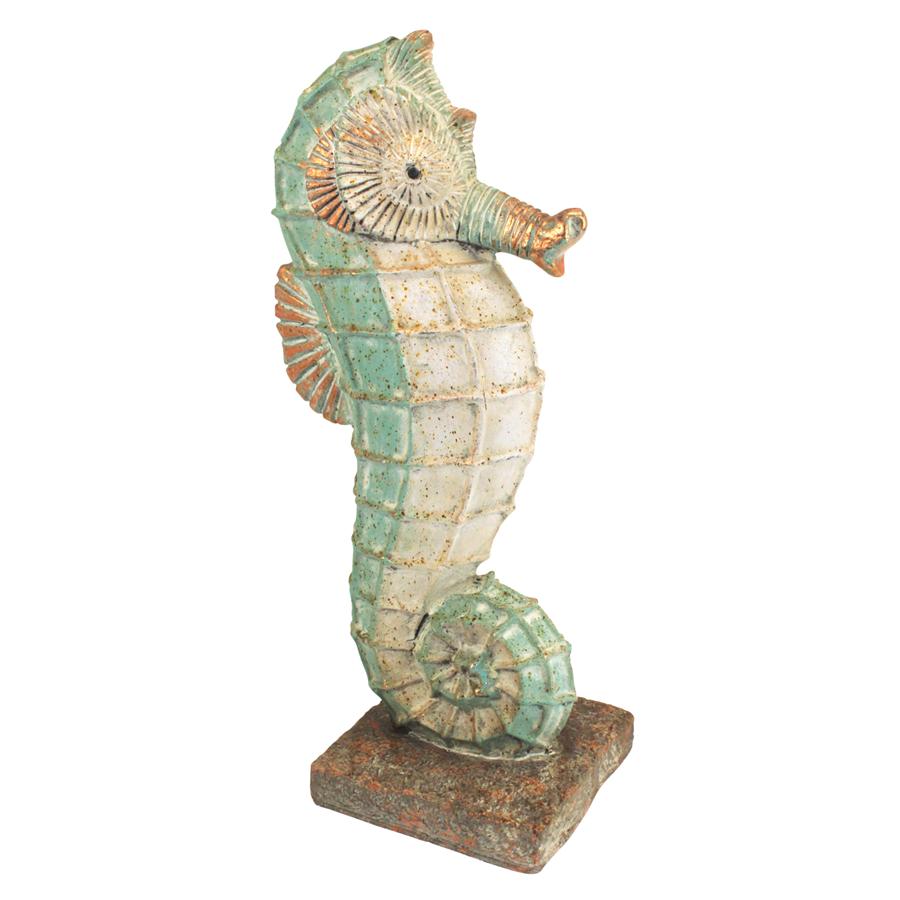 Sea Biscuit Seahorse Marine Fish Family Statue Collection: Medium