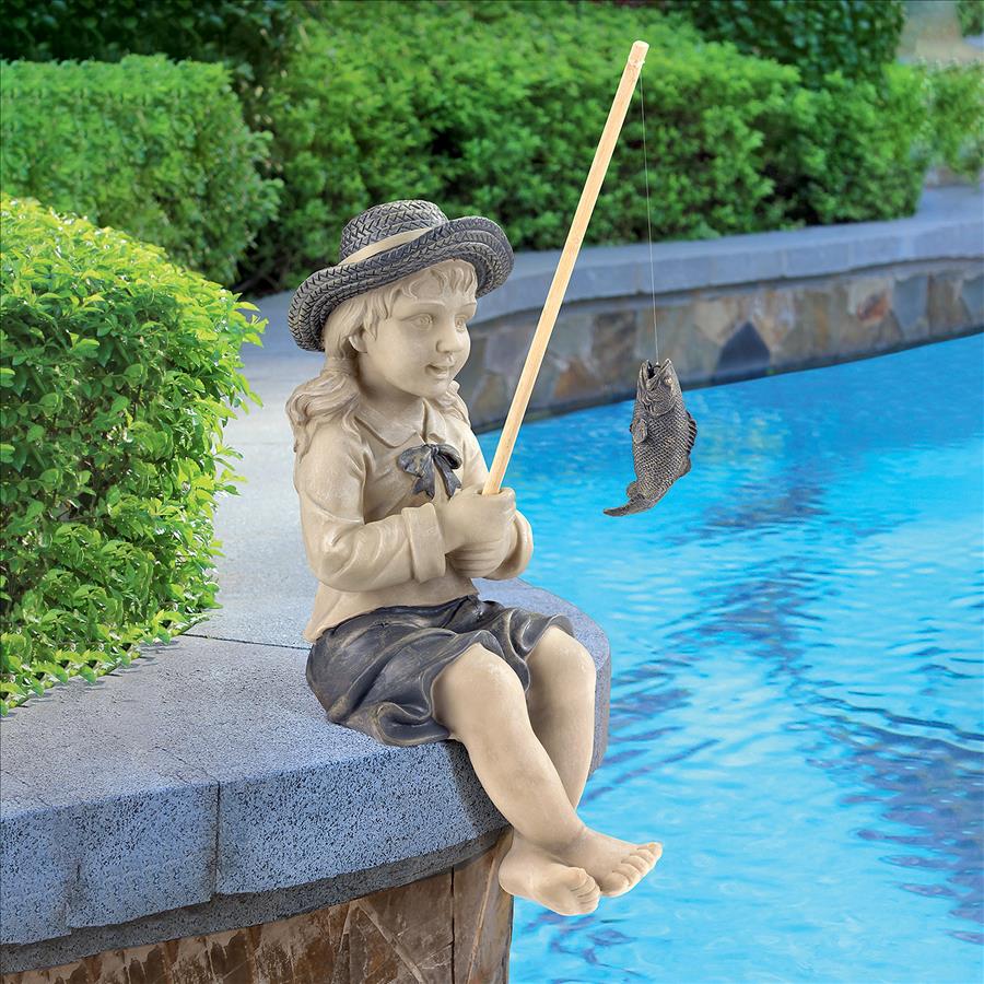 Nellie's Big Catch Fisherwoman Statue: Medium