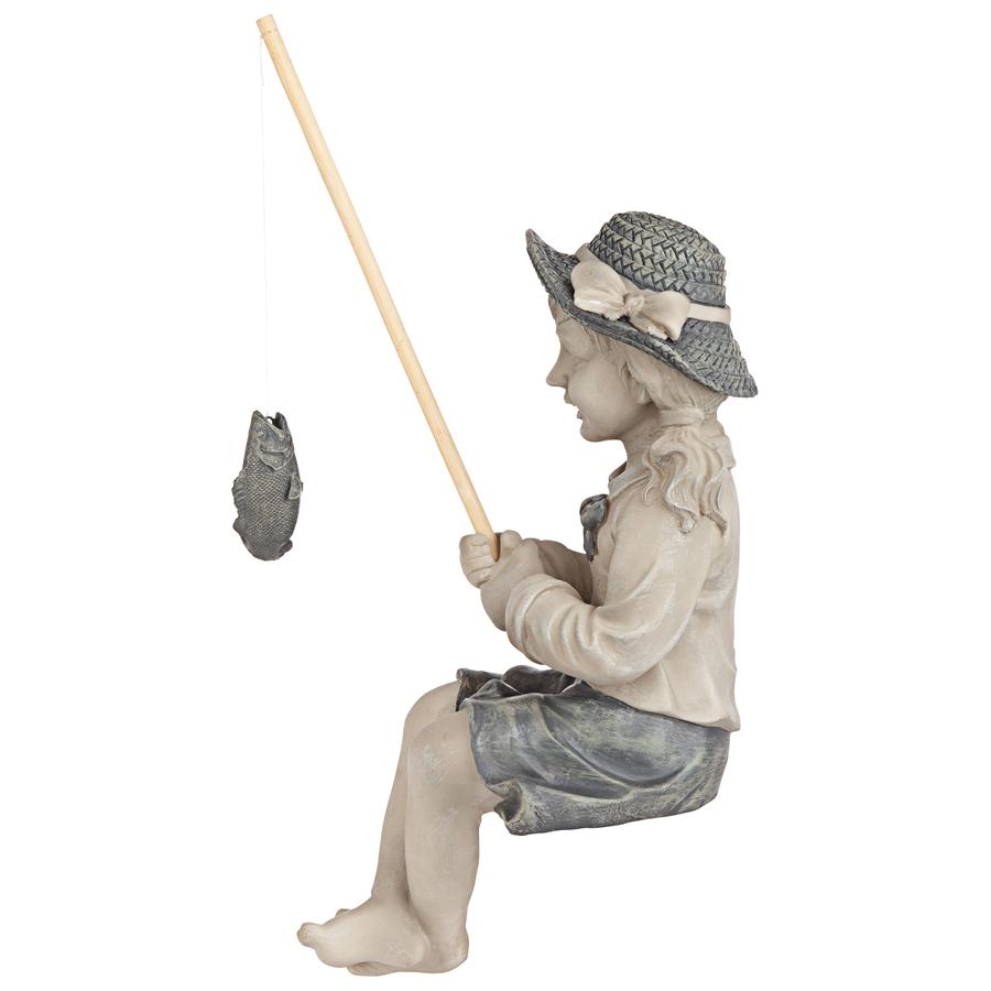 Nellie's Big Catch Fisherwoman Statue: Medium