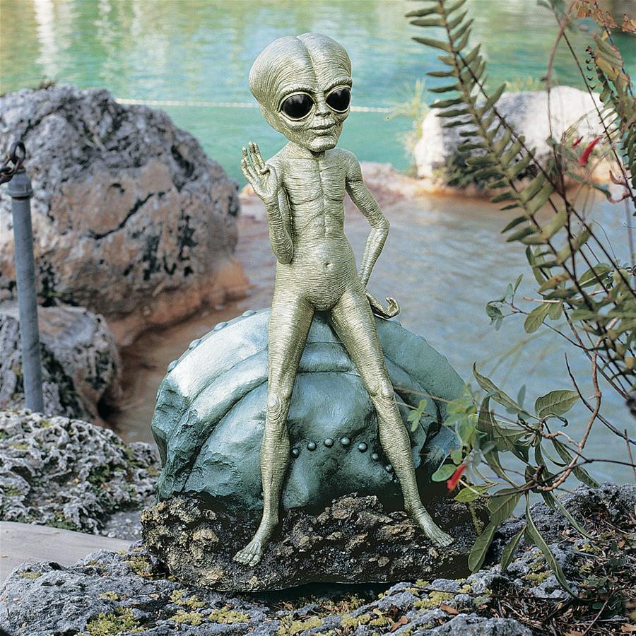 Roswell, the Alien Sculpture