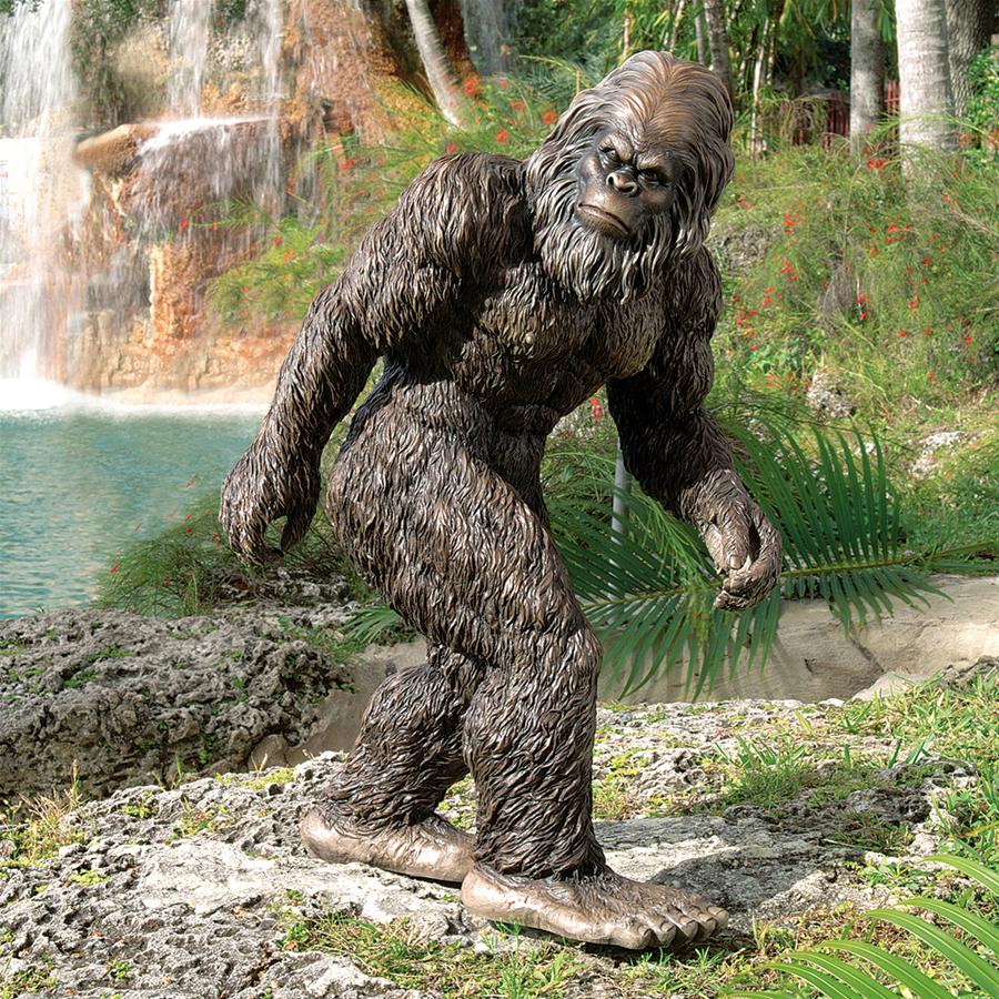 Bigfoot the Garden Yeti Statue: Large