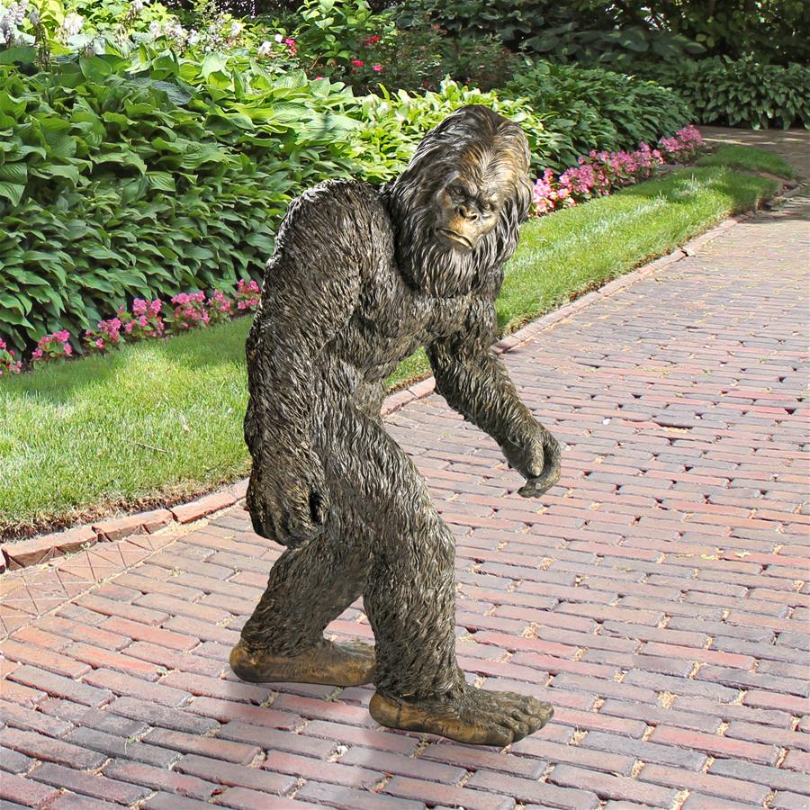 Bigfoot the Garden Yeti Statue: Large