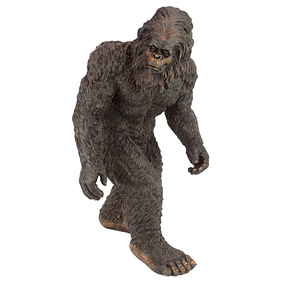 Bigfoot the Garden Yeti Statue: Medium