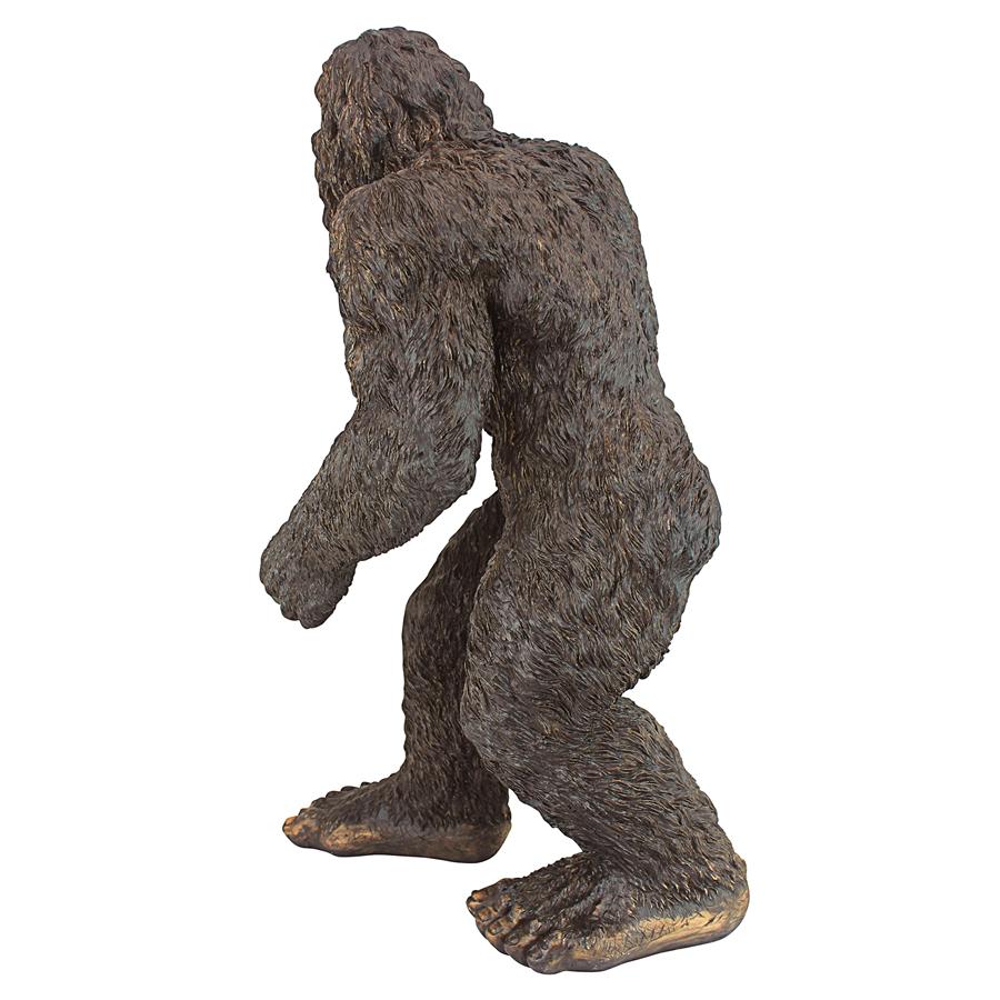 Bigfoot the Garden Yeti Statue: Medium