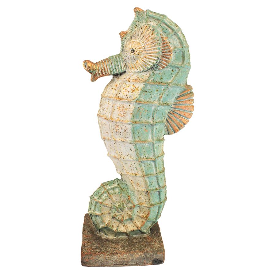 Sea Biscuit Seahorse Marine Fish Family Statue Collection: Medium