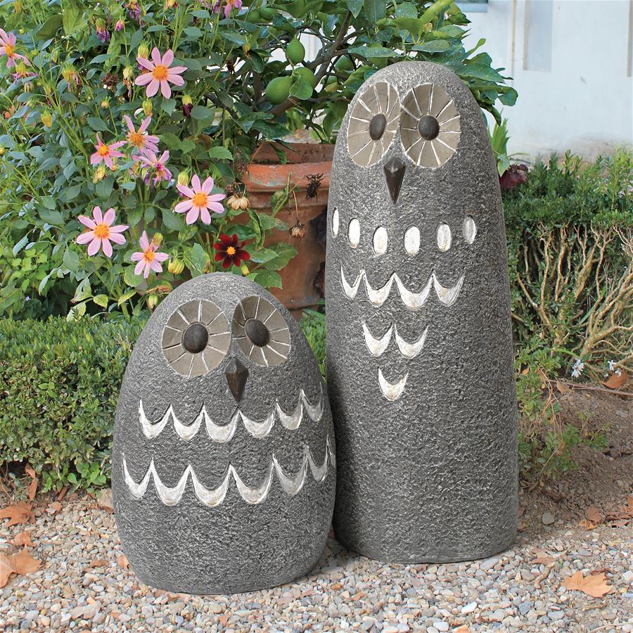 Oskar Ogling Outdoor Owl Garden Statue