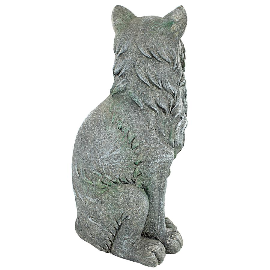 King Olav V Norwegian Forest Cat Statue: Each