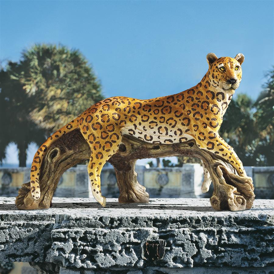 Leopard's Kingdom Garden Statue