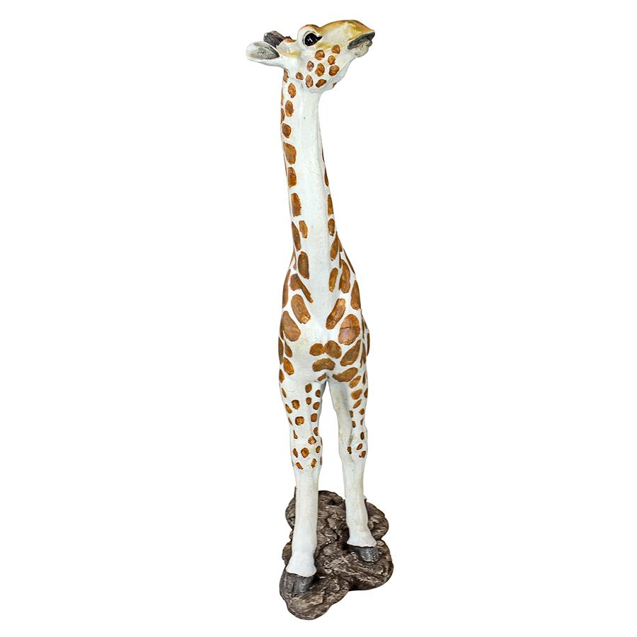 Gerard the Giraffe Sculpture