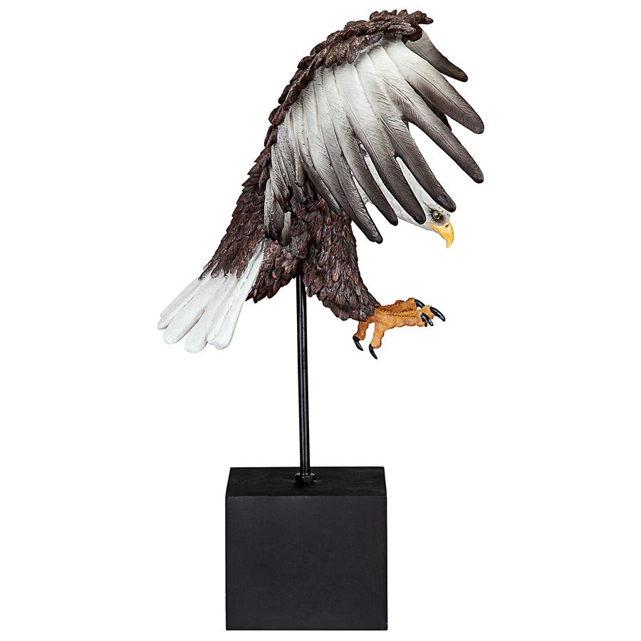 Freedom s Flight American Bald Eagle Statue