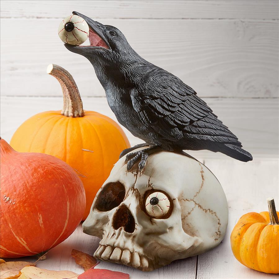 All-Seeing Harbinger of Doom Raven and Skull Statue