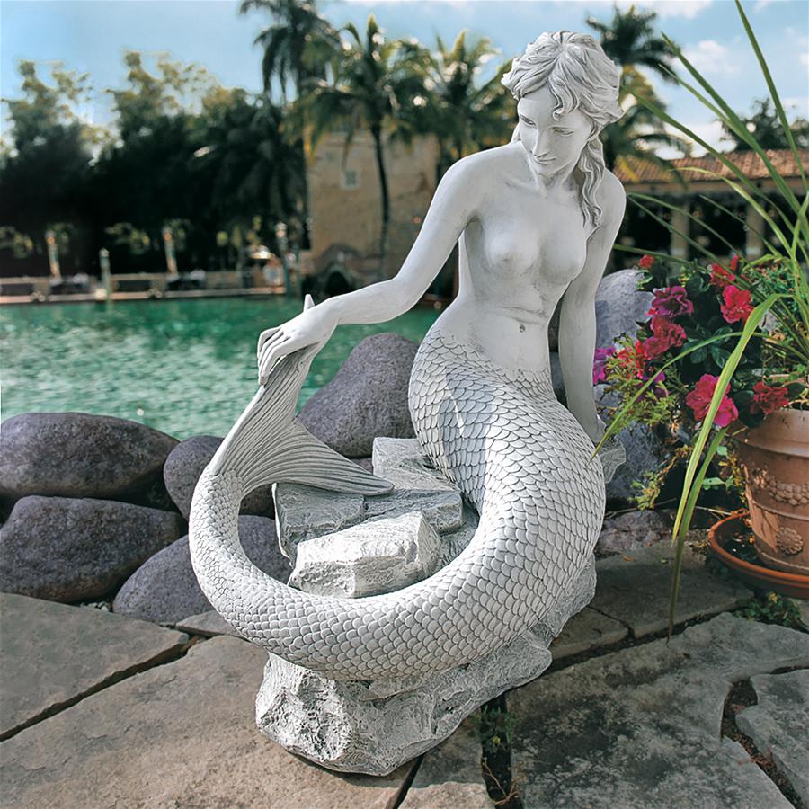 Daydreaming Mermaid of Langeline Cove Statue
