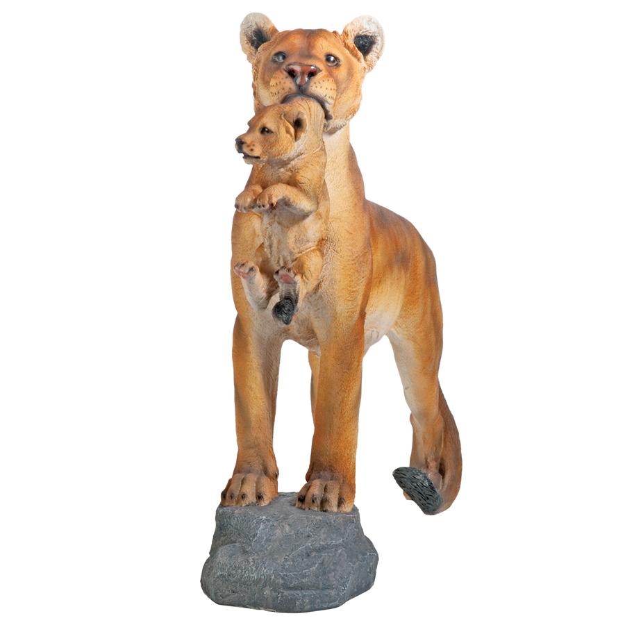 Lioness with Cub Garden Statue