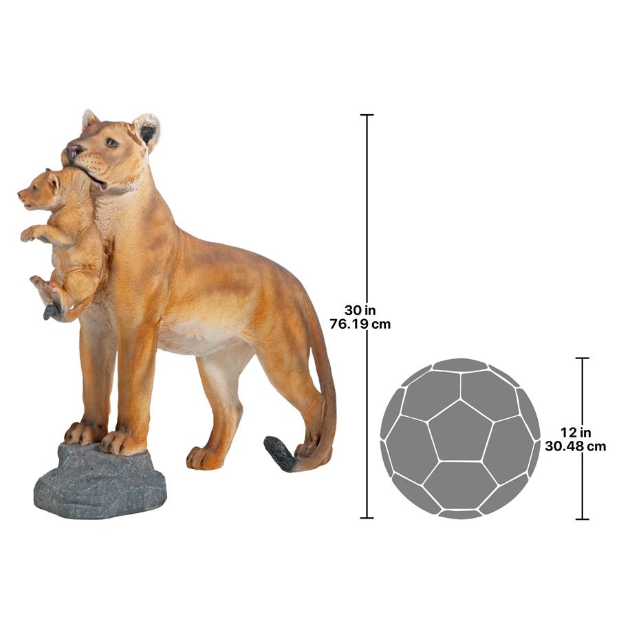 Lioness with Cub Garden Statue