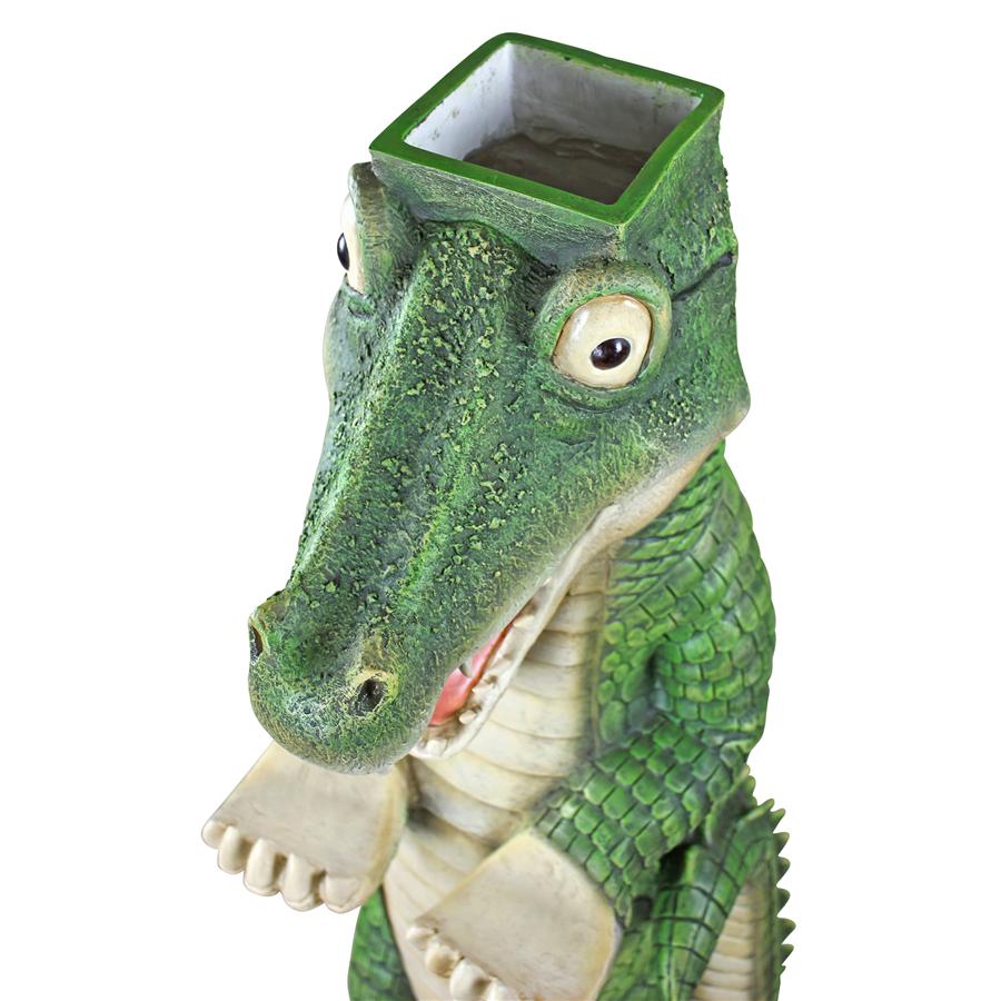 Postal Gator Mail Post Sleeve Statue