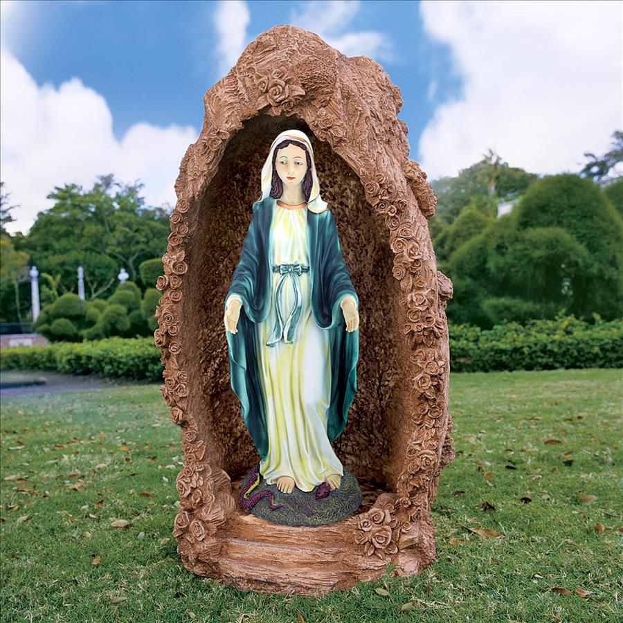 Virgin Mary, the Blessed Mother Garden Statue