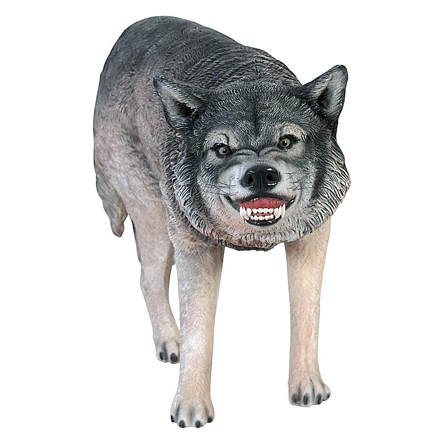 Call of the Wild: Growling Gray Wolf Statue