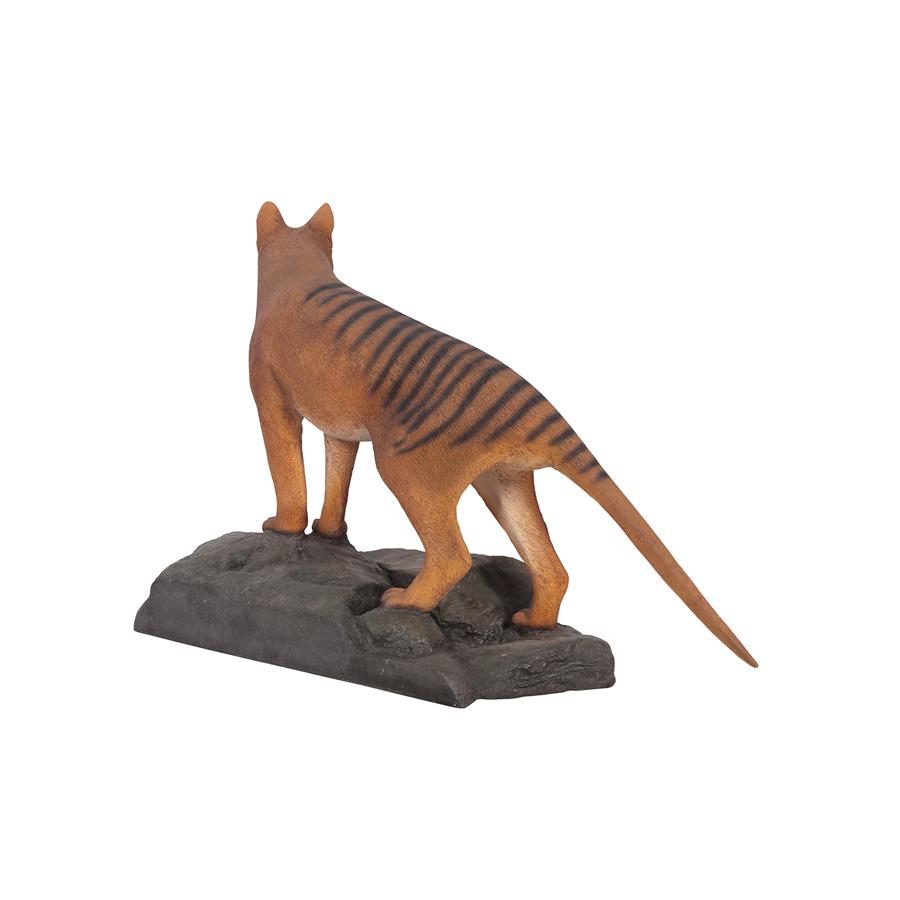 Mysterious Tasmanian Tiger Statue