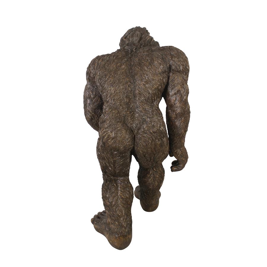 Bigfoot the Garden Yeti Statue: Life-Size