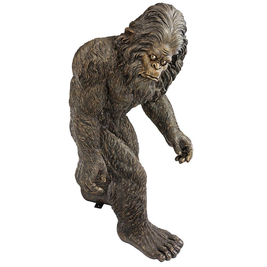 Bigfoot the Garden Yeti Statue: Life-Size