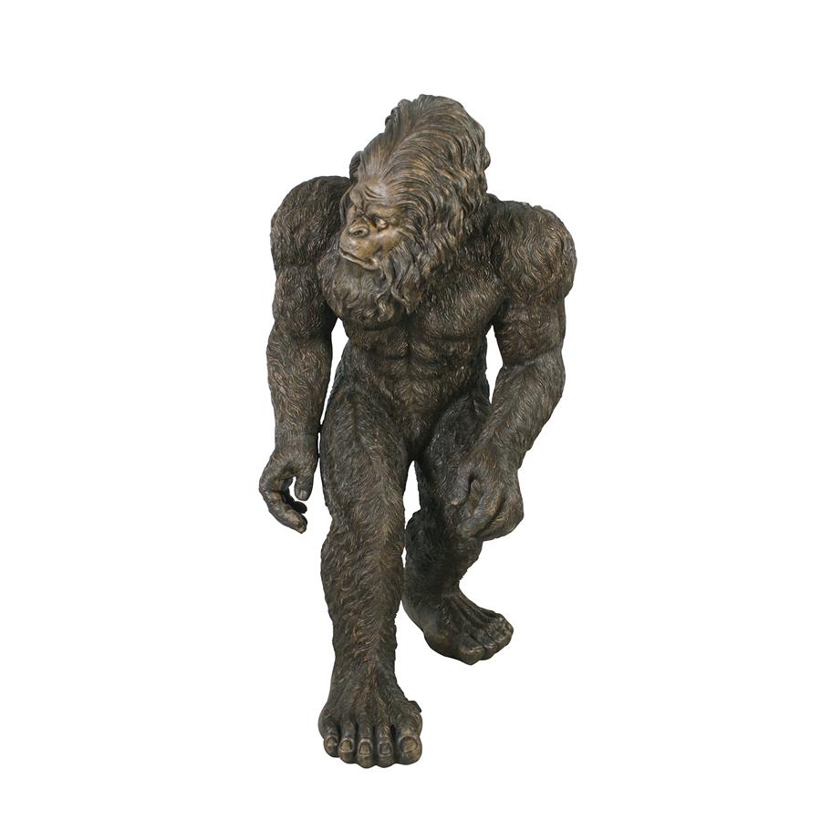 Bigfoot the Garden Yeti Statue: Life-Size