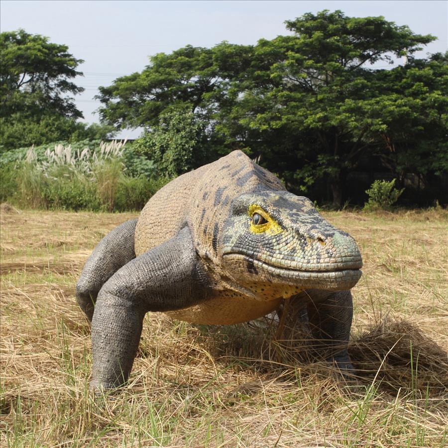 Giant Megalania Monitor Lizard Statue