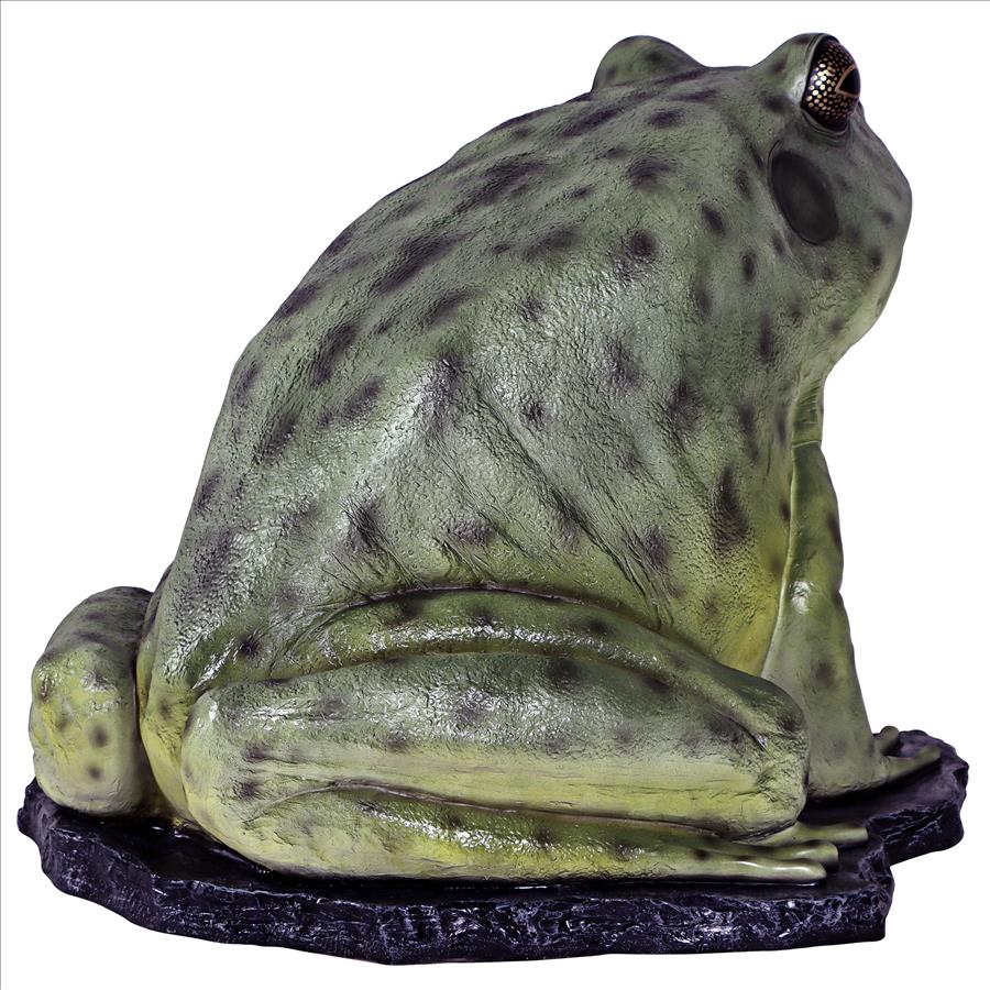 Great Green Barred Frog Statue