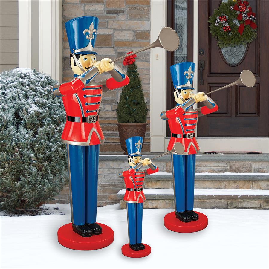 Trumpeting Soldier Statue: Large (Each)