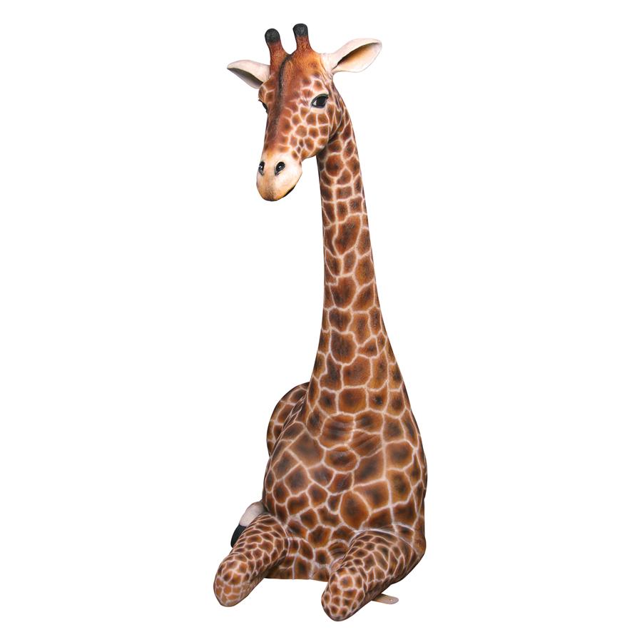 Dakarai Grande-Scale Sitting Giraffe Garden Statue