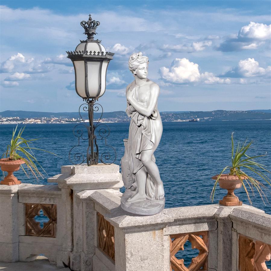 Venus Italica Garden Statue