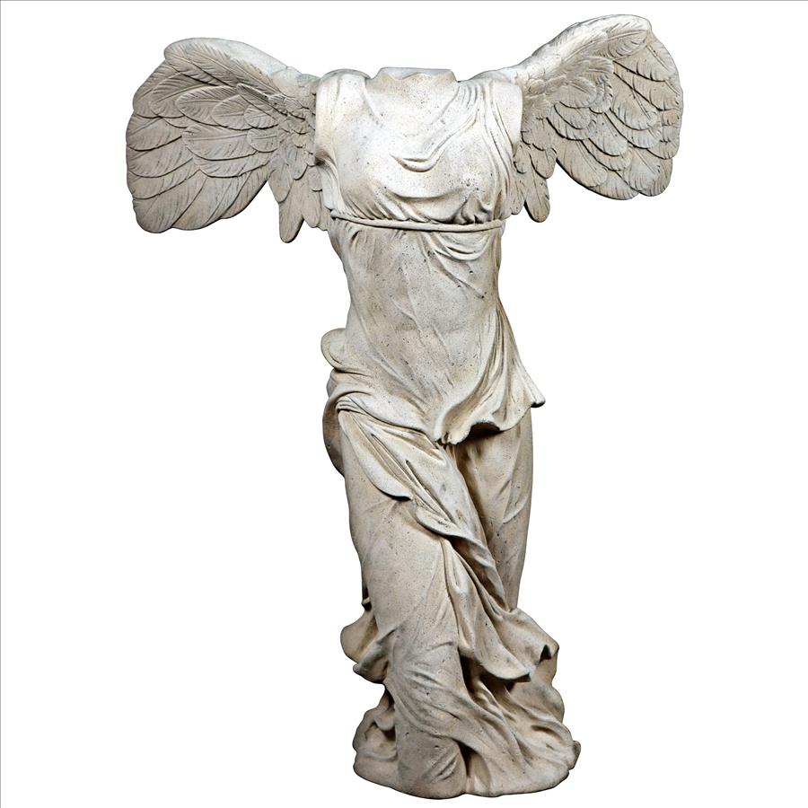 Nike of Samothrace Statue: Grande