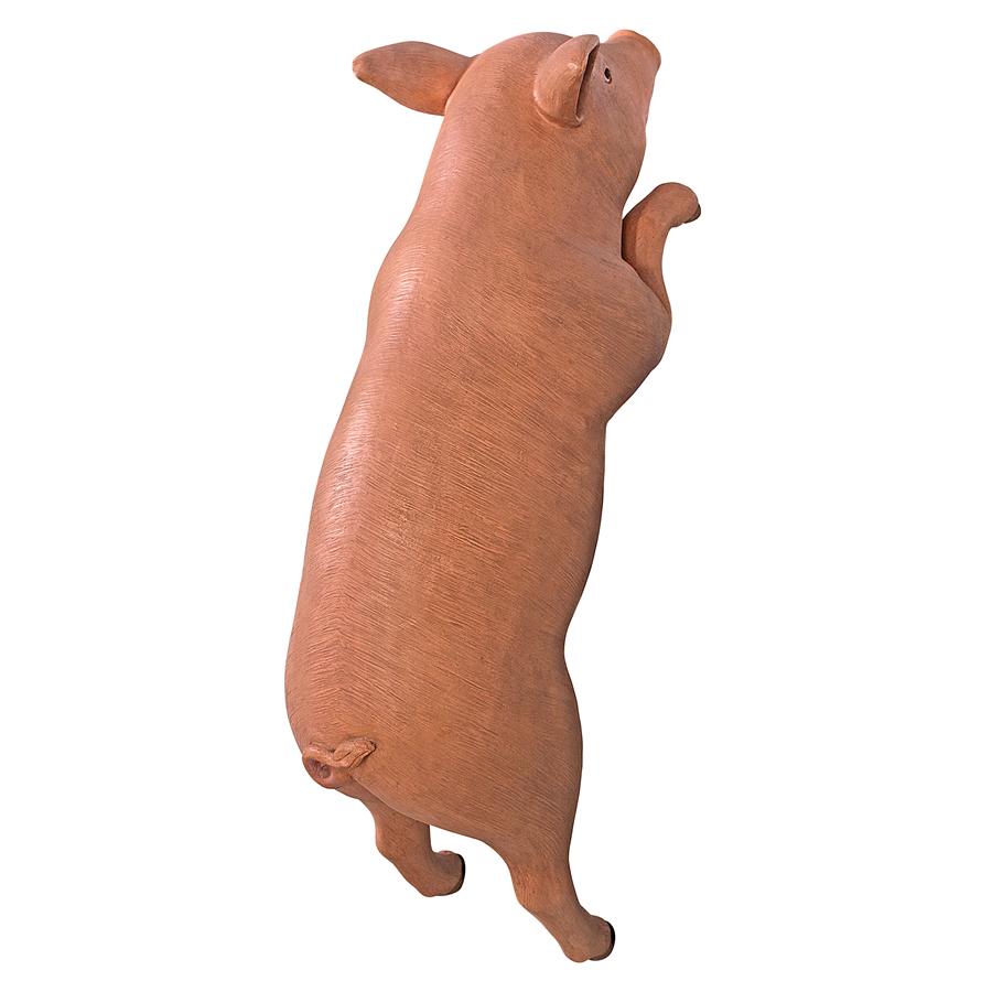 Hop Over Hog, Giant Pig Statue