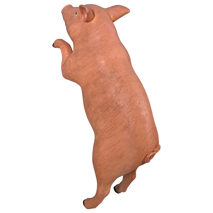 Hop Over Hog, Giant Pig Statue