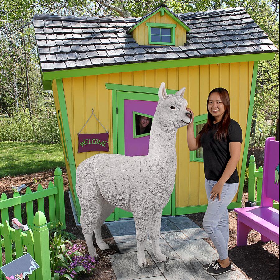 The Alpacalypse of Alpaca Garden Statues: Giant