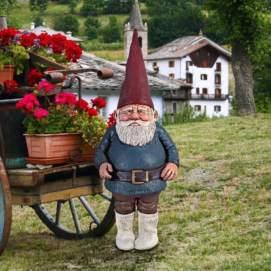 Father Friedemann, Patriarch of the Gnome Clan
