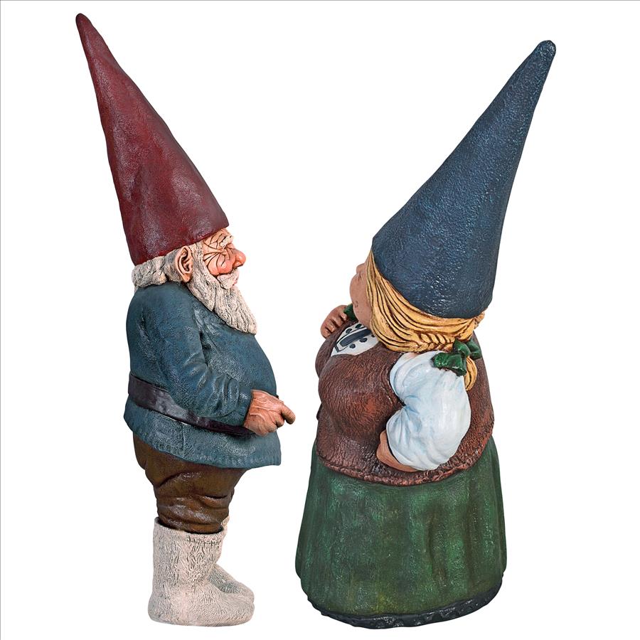 Mother Dagmar & Father Friedmann Garden Gnome Statue Set