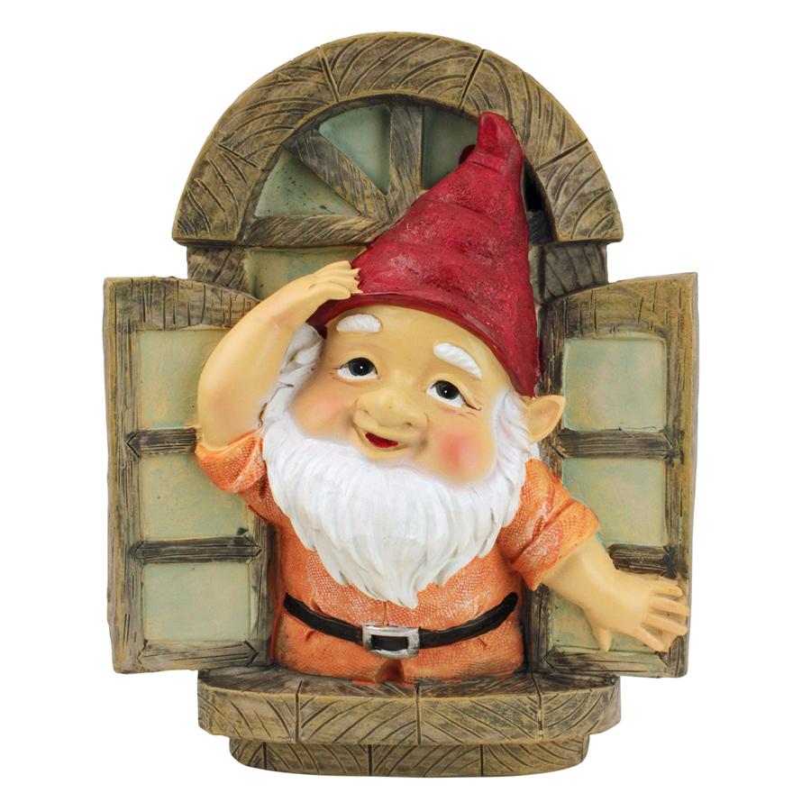 The Knothole Gnomes Garden Welcome Tree Sculpture: Window Gnome