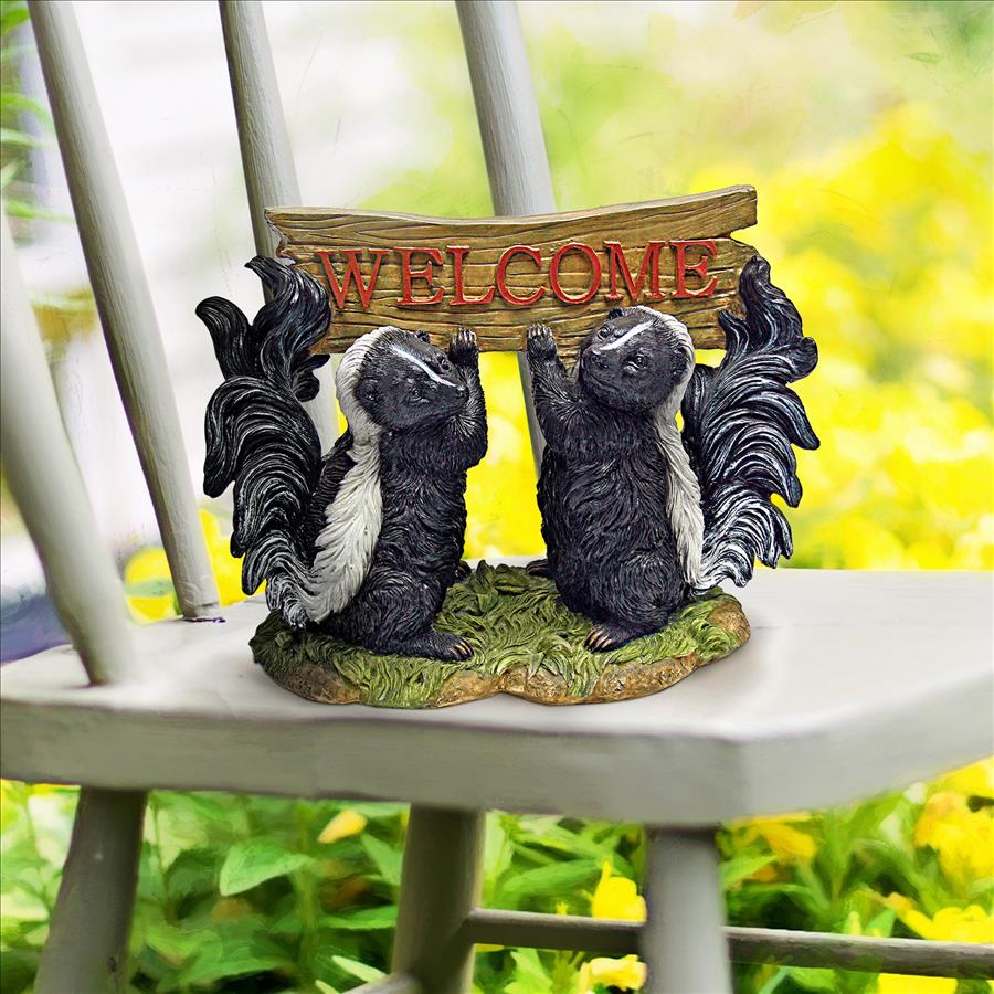 Something is in the Air Skunk Welcome Sign Statue