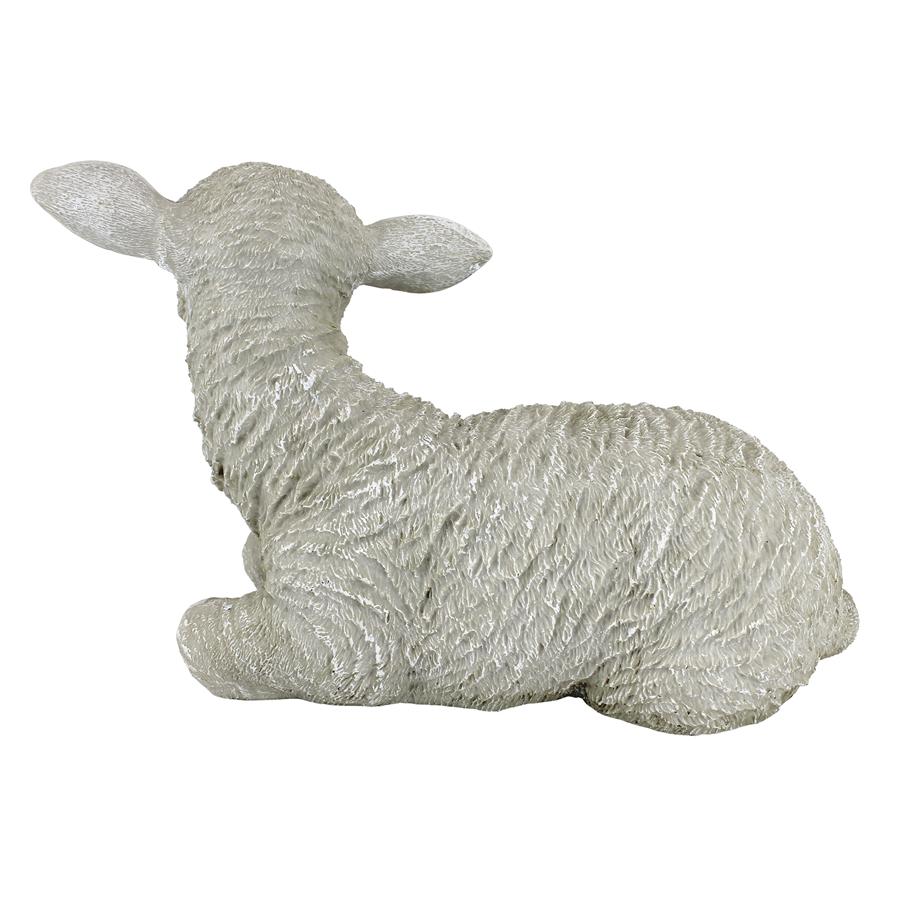 Yorkshire Lamb Garden Statue: Sitting Lamb