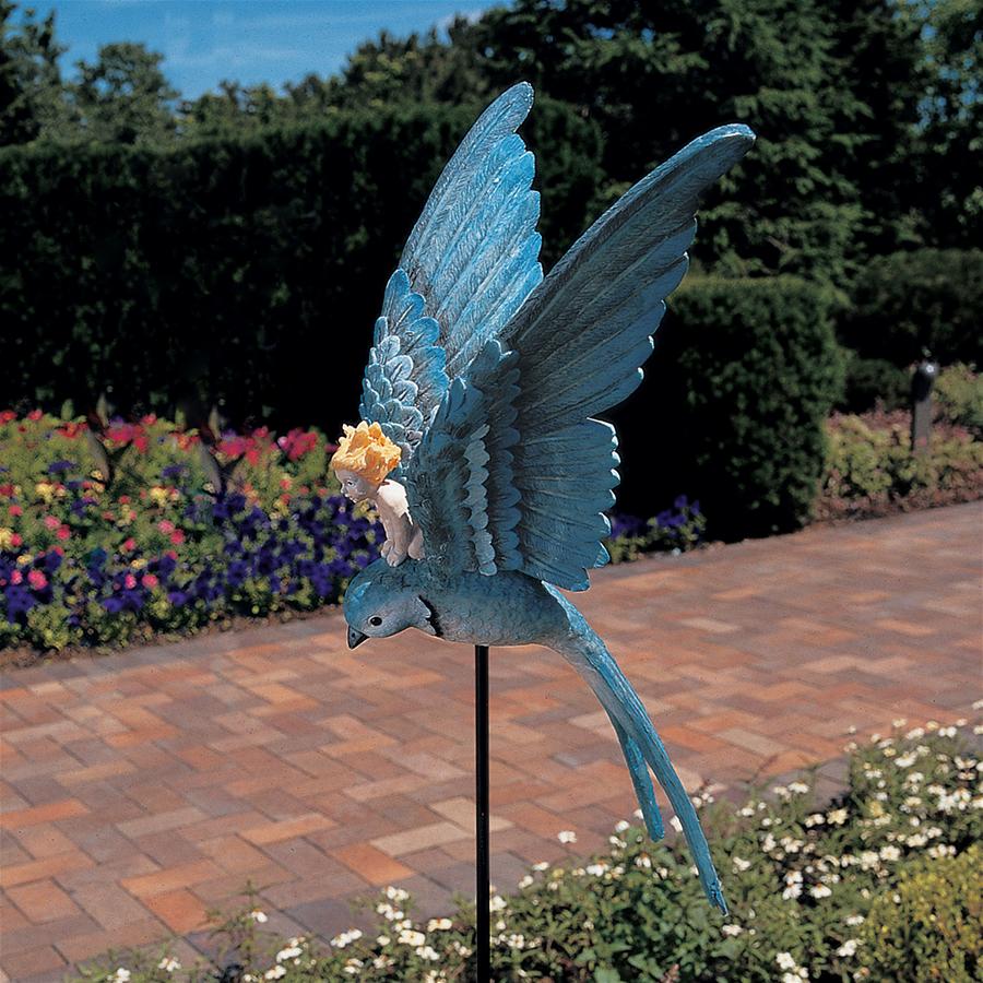Thumbelina Garden Sculpture: Stake Version