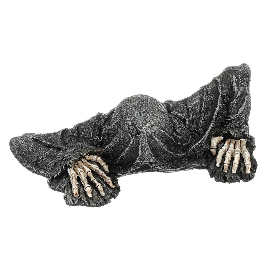 The Creeper from the Grave Statue