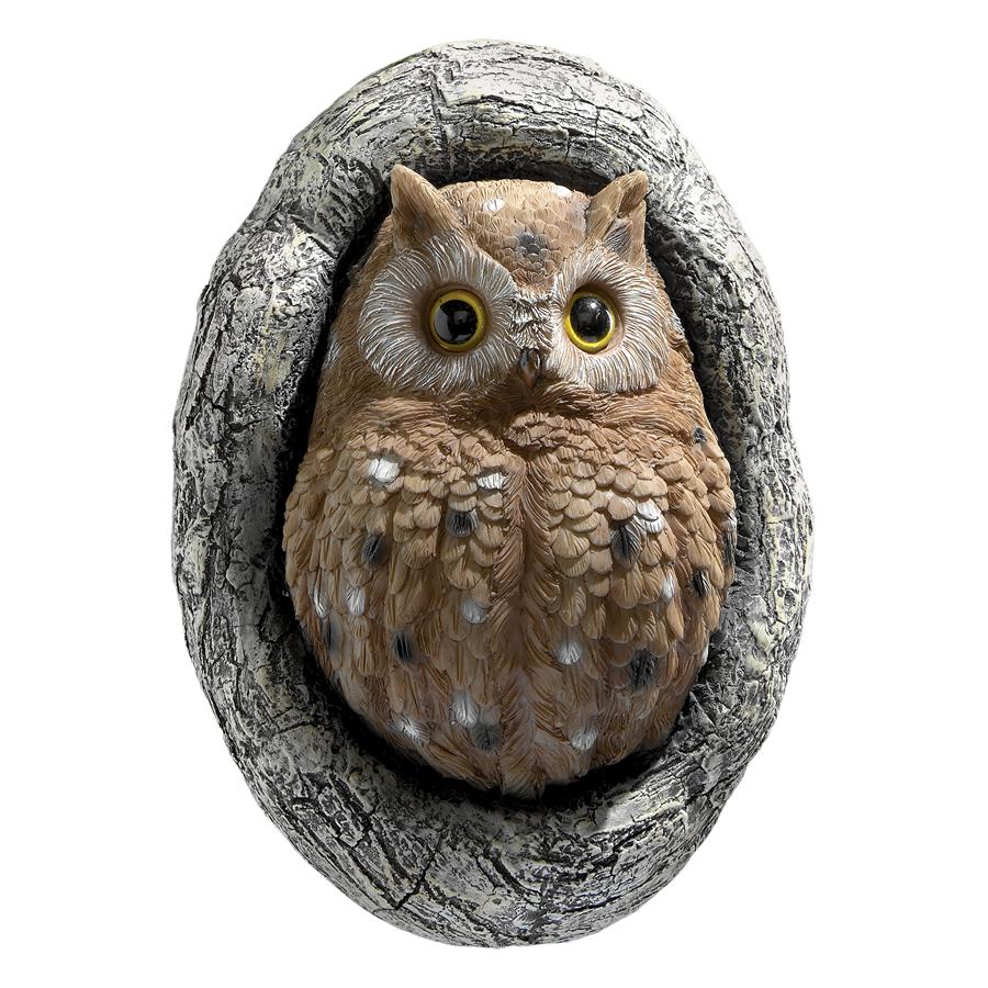 Octavius Knothole Owl Tree Sculpture