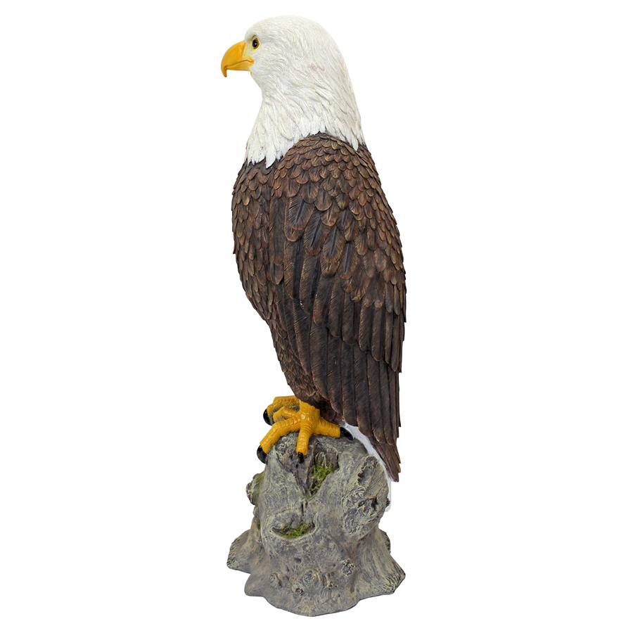 Majestic Mountain Eagle Garden Statue